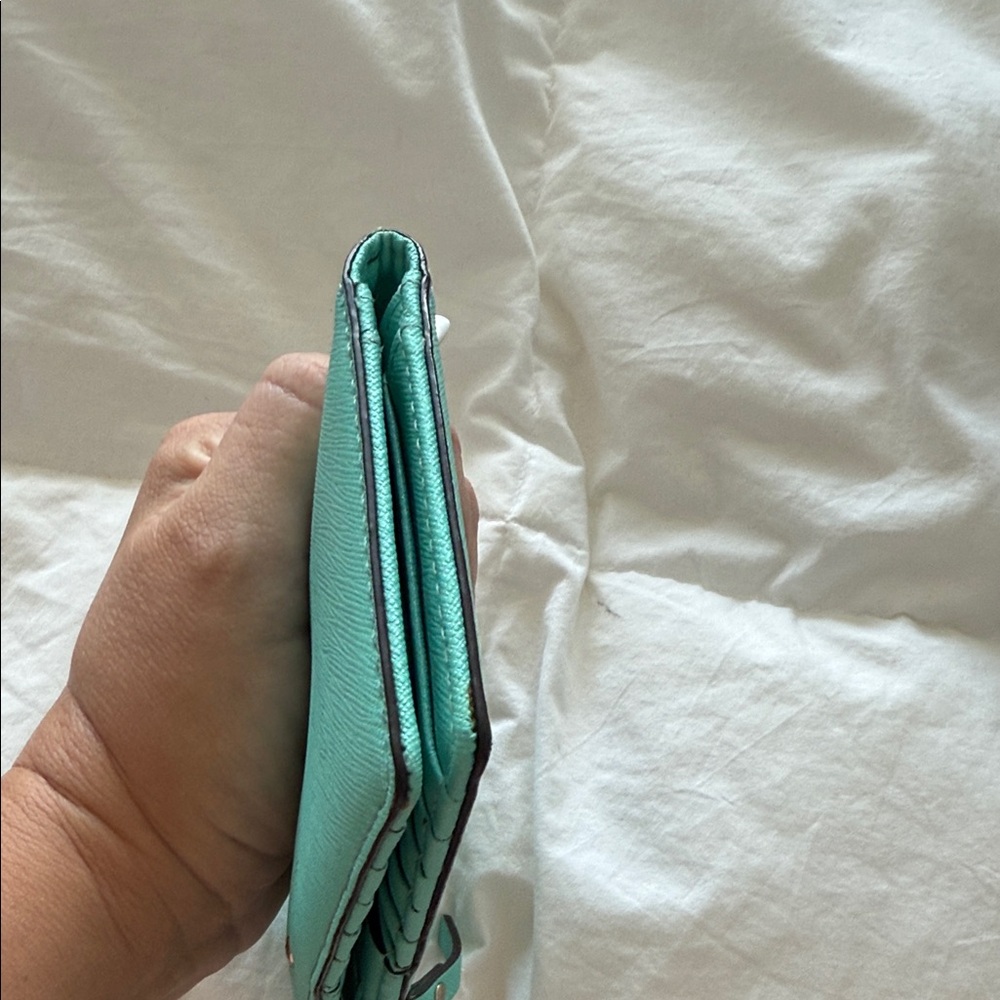 Kate Spade Aqua Wallet - Picture 6 of 10